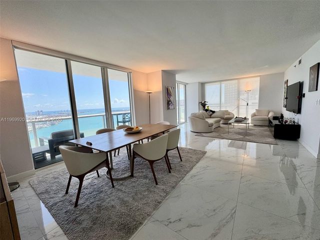 50 Biscayne Blvd 4710, Miami, FL 33132