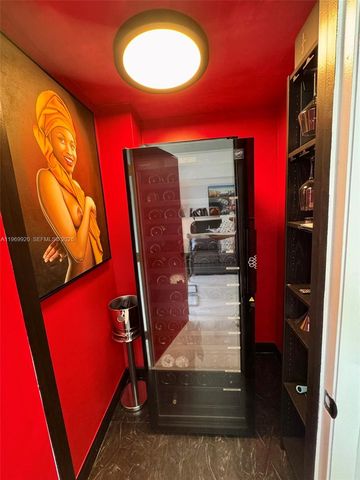 50 Biscayne Blvd 4710, Miami, FL 33132