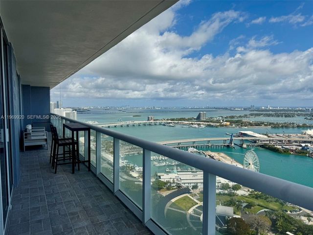 50 Biscayne Blvd 4710, Miami, FL 33132