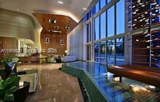 50 Biscayne Blvd 4710, Miami, FL 33132