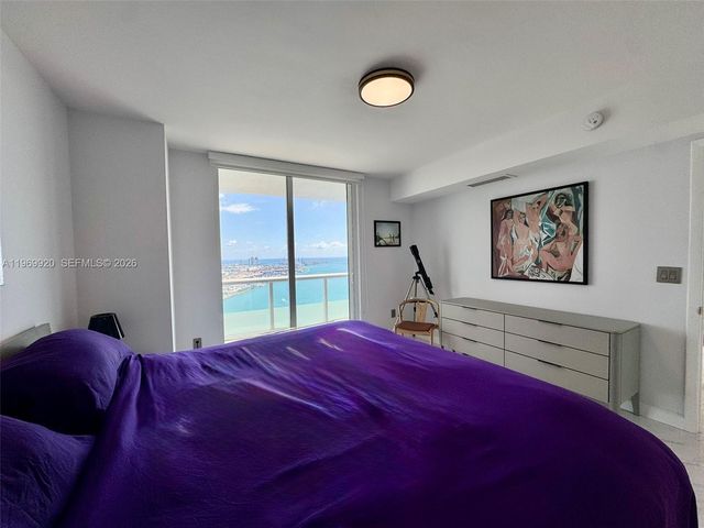 50 Biscayne Blvd 4710, Miami, FL 33132