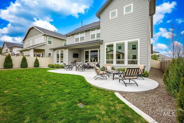 5576 S Rosalia Way, Meridian, ID 83642