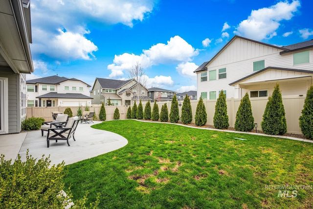 5576 S Rosalia Way, Meridian, ID 83642