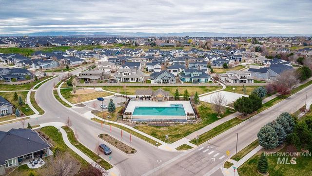 5576 S Rosalia Way, Meridian, ID 83642