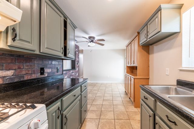 1213 Trellis Drive, Garland, TX 75040
