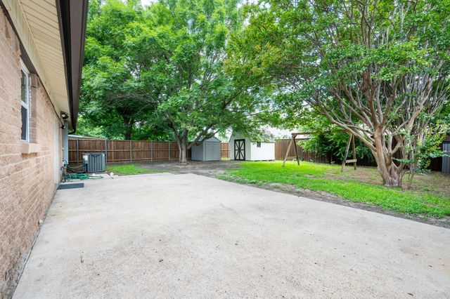 1213 Trellis Drive, Garland, TX 75040