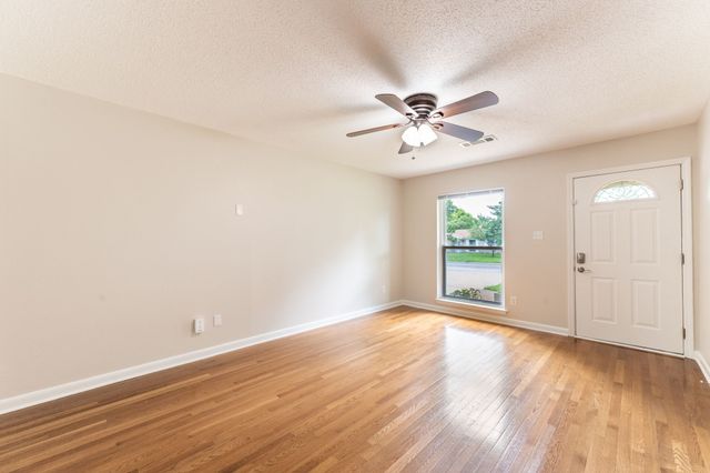 1213 Trellis Drive, Garland, TX 75040