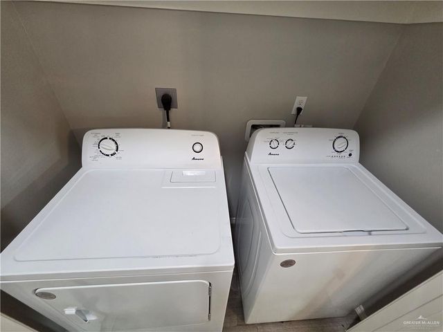 2108 Davenport Street, Weslaco, TX 78596