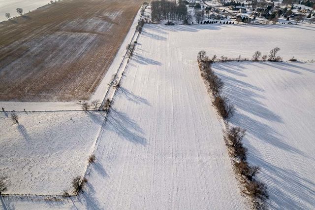 9202 TOWN HALL Road, Belvidere, IL 61008