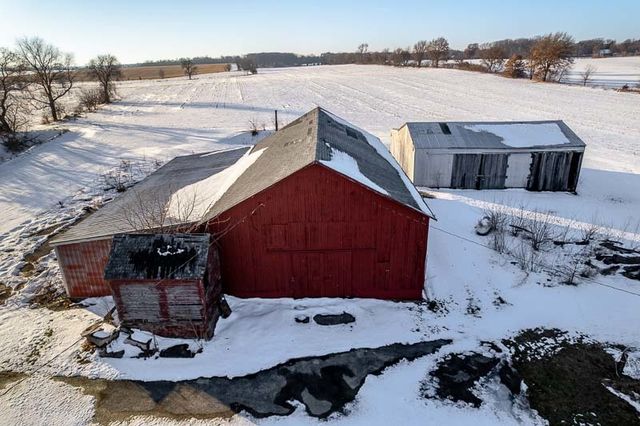 9202 TOWN HALL Road, Belvidere, IL 61008