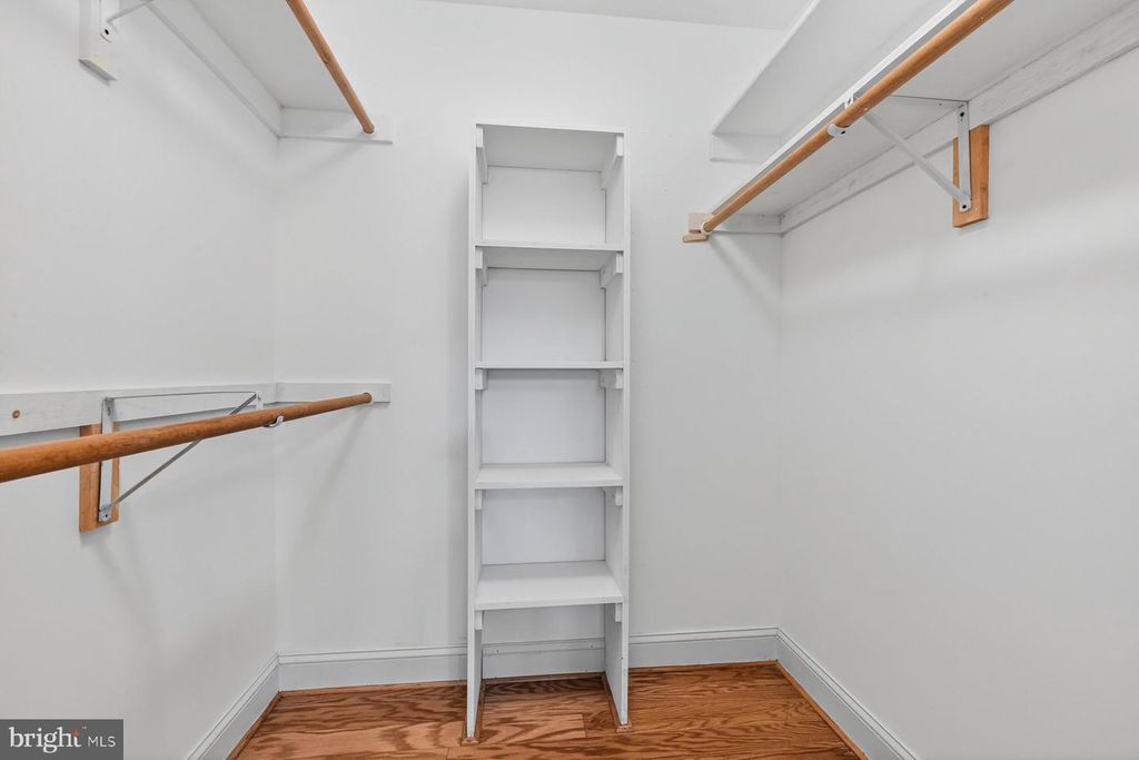 Image 22 of property listing at 9743 WINERY CT #9743, Gaithersburg, MD 20879