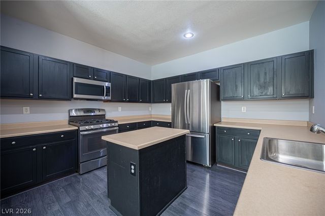 6685 Topley Pike Avenue, Las Vegas, NV 89139