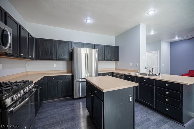 6685 Topley Pike Avenue, Las Vegas, NV 89139