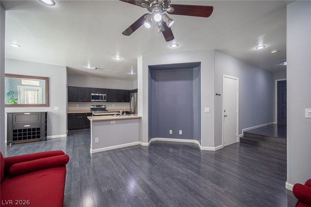 6685 Topley Pike Avenue, Las Vegas, NV 89139