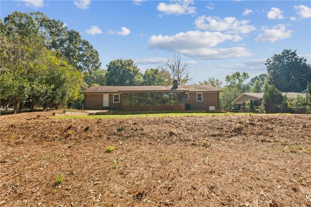 2580 Due West Circle NW, Kennesaw, GA 30152
