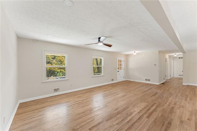 2580 Due West Circle NW, Kennesaw, GA 30152
