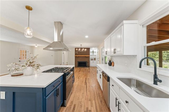 2580 Due West Circle NW, Kennesaw, GA 30152