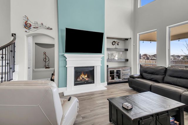 500 Whittington WAY, Liberty Hill, TX 78642