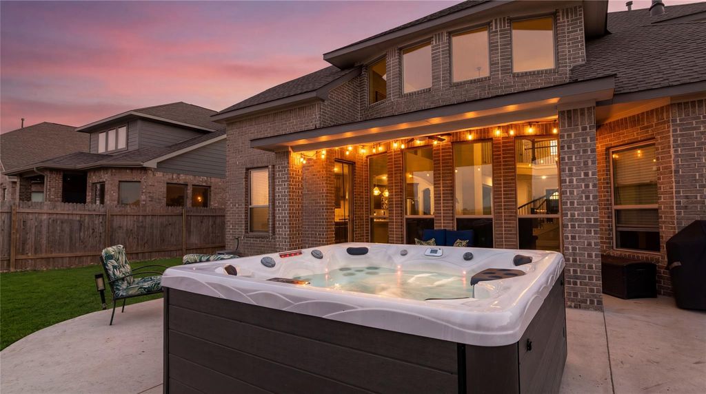 500 Whittington WAY, Liberty Hill, TX 78642