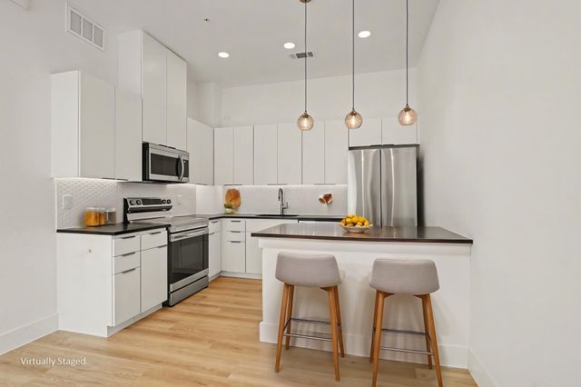 2217 N Fitzhugh Avenue 204, Dallas, TX 75204