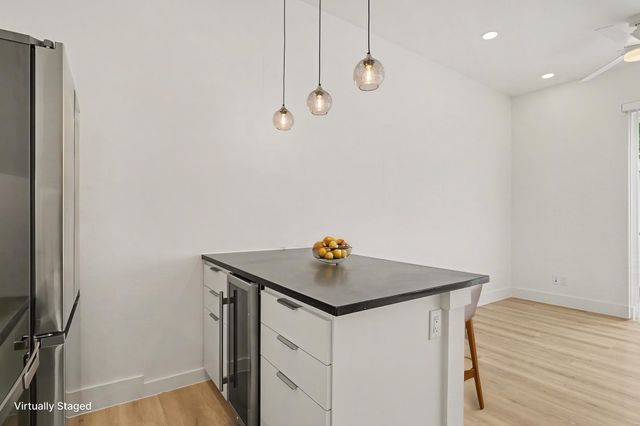 2217 N Fitzhugh Avenue 204, Dallas, TX 75204
