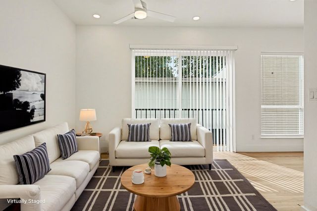 2217 N Fitzhugh Avenue 204, Dallas, TX 75204