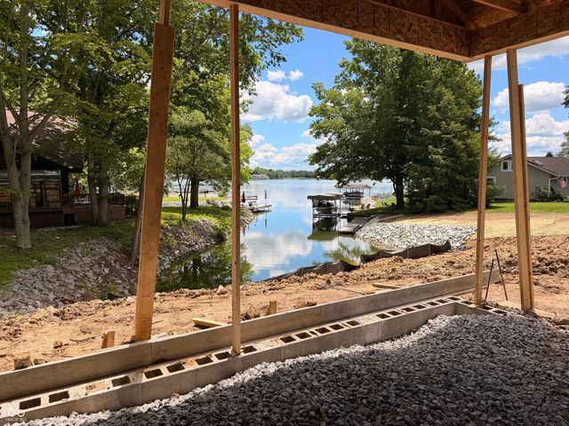 268 Mill Springs, Fillmore, IN 46128