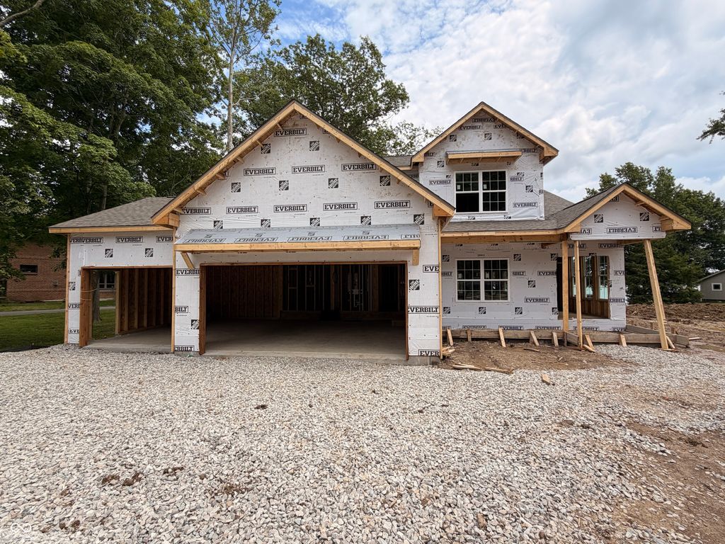 268 Mill Springs, Fillmore, IN 46128