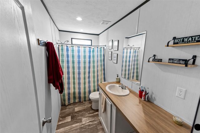 135 Chisholm Pass, Whitney, TX 76692