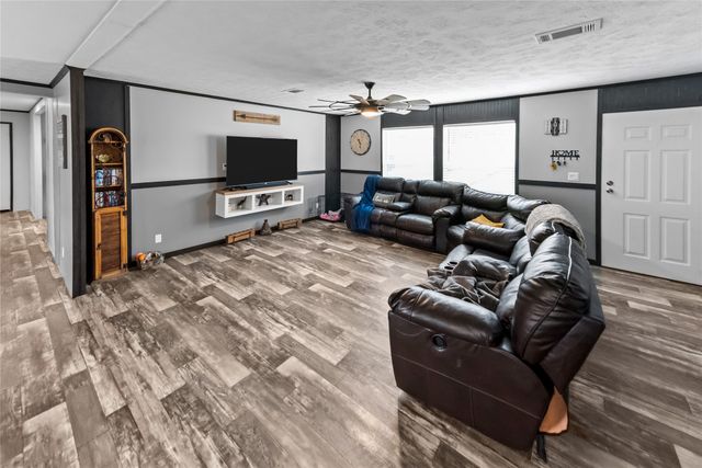 135 Chisholm Pass, Whitney, TX 76692