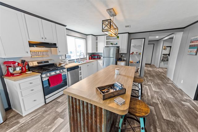 135 Chisholm Pass, Whitney, TX 76692