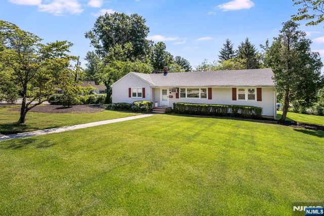 1801 Long Hill Road, Long Hill, NJ 07946