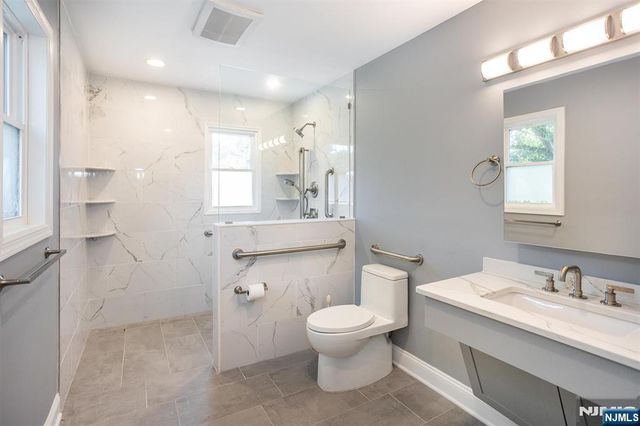 1801 Long Hill Road, Long Hill, NJ 07946