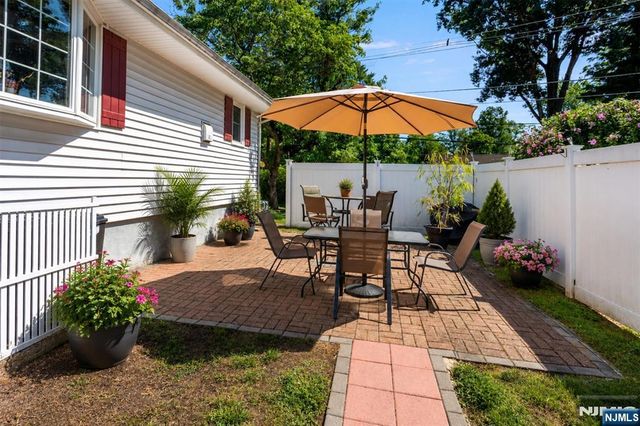 1801 Long Hill Road, Long Hill, NJ 07946