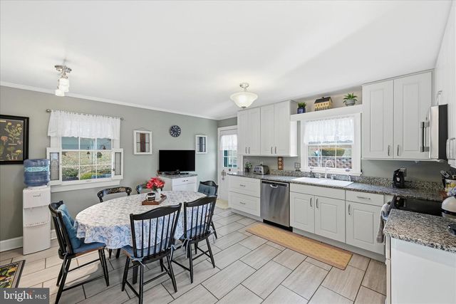 783 BOWLING GREEN RD, Front Royal, VA 22630