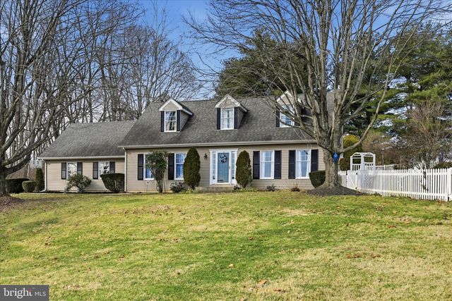 783 BOWLING GREEN RD, Front Royal, VA 22630