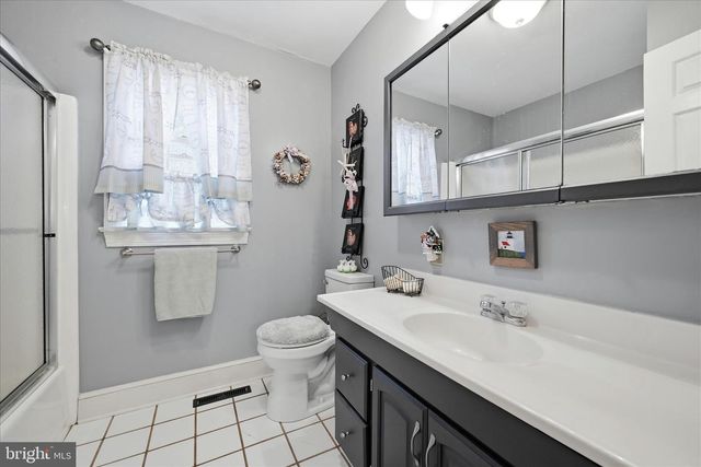 783 BOWLING GREEN RD, Front Royal, VA 22630