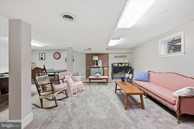 783 BOWLING GREEN RD, Front Royal, VA 22630