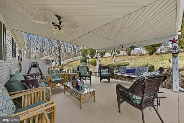 783 BOWLING GREEN RD, Front Royal, VA 22630