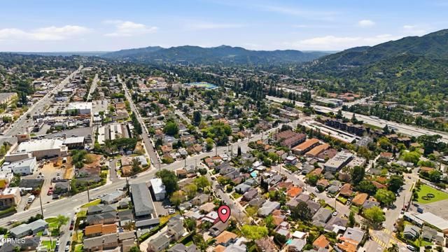 3233 Community Avenue, La Crescenta, CA 91214