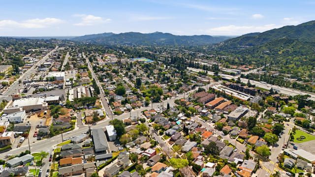 3233 Community Avenue, La Crescenta, CA 91214