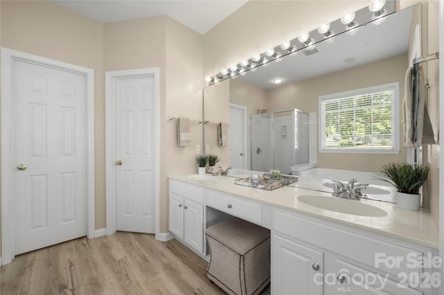 9313 Linden Tree Lane, Charlotte, NC 28277