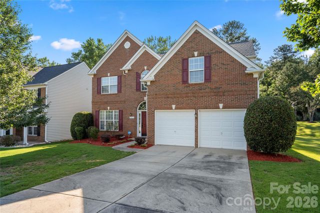 9313 Linden Tree Lane, Charlotte, NC 28277
