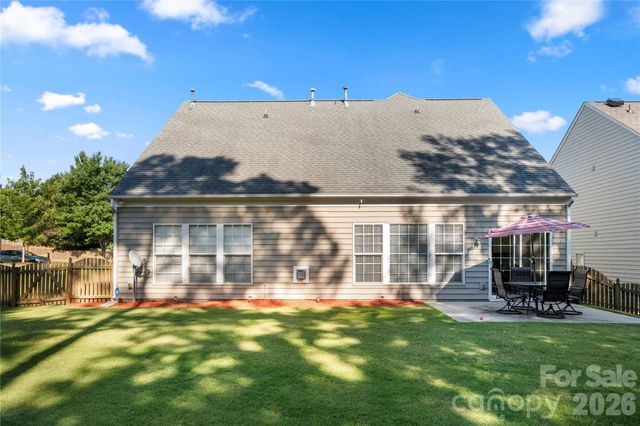 9313 Linden Tree Lane, Charlotte, NC 28277