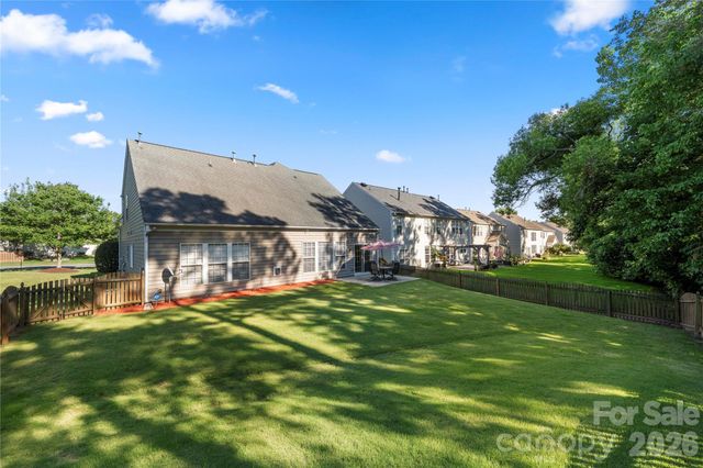 9313 Linden Tree Lane, Charlotte, NC 28277