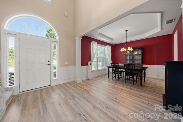 9313 Linden Tree Lane, Charlotte, NC 28277