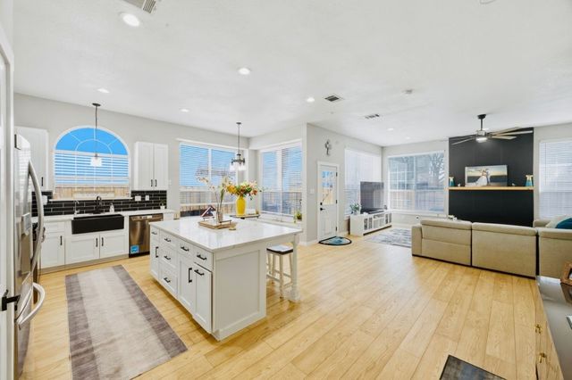 1116 Grimsworth Lane, Allen, TX 75002