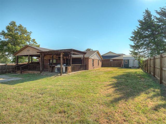 497 Hardesty Drive, Shawnee, OK 74804