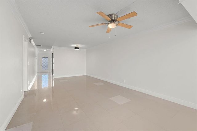 2601 Red Hibiscus Boulevard, Delray Beach, FL 33445