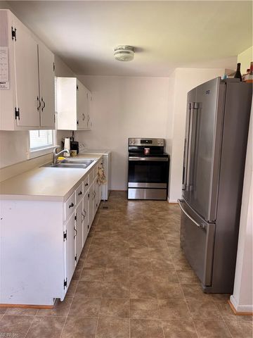 1114 75th ST, Newport News, VA 23605